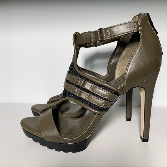 BCBG Olive Green Katya High-Heel, Size 8 - Picture 5 of 17